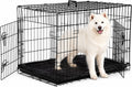 Zwarte opvouwbare hondenbench XL met hond, op witte achtergrond